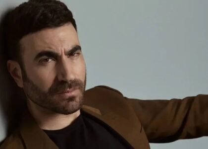 brett goldstein height