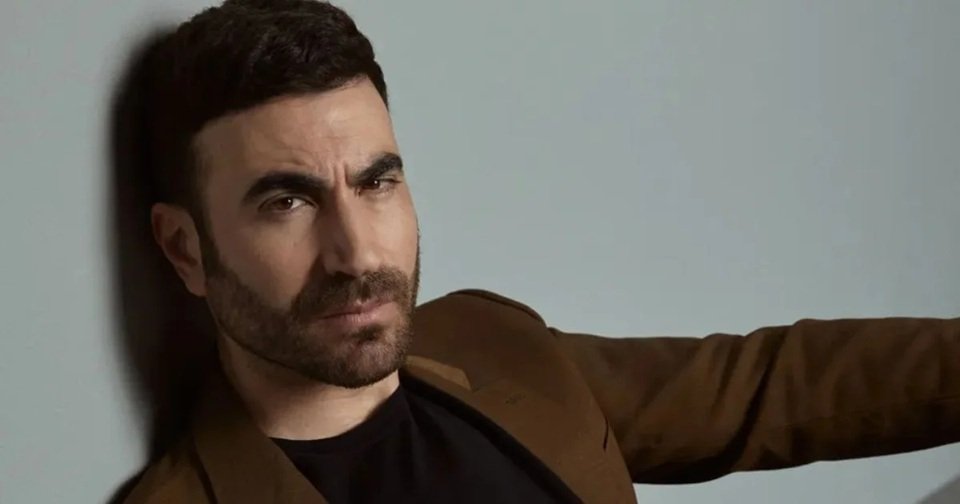 brett goldstein height