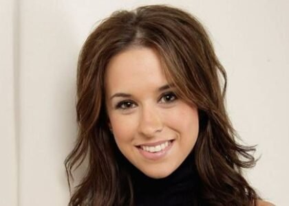 lacey chabert height