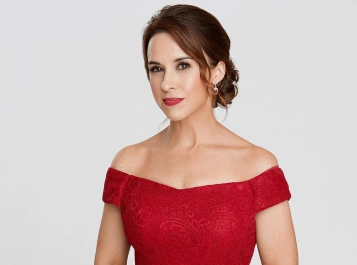 lacey chabert height