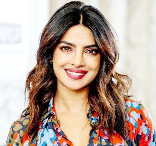 priyanka chopra height