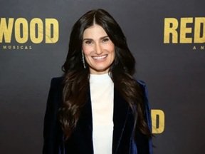 idina menzel height