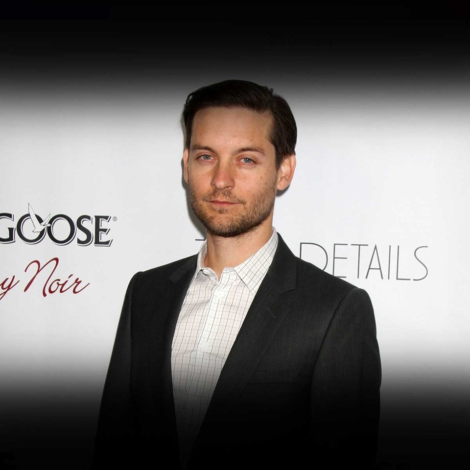 tobey maguire height