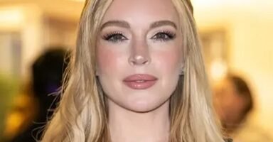 lindsay lohan height