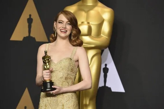 emma stone height