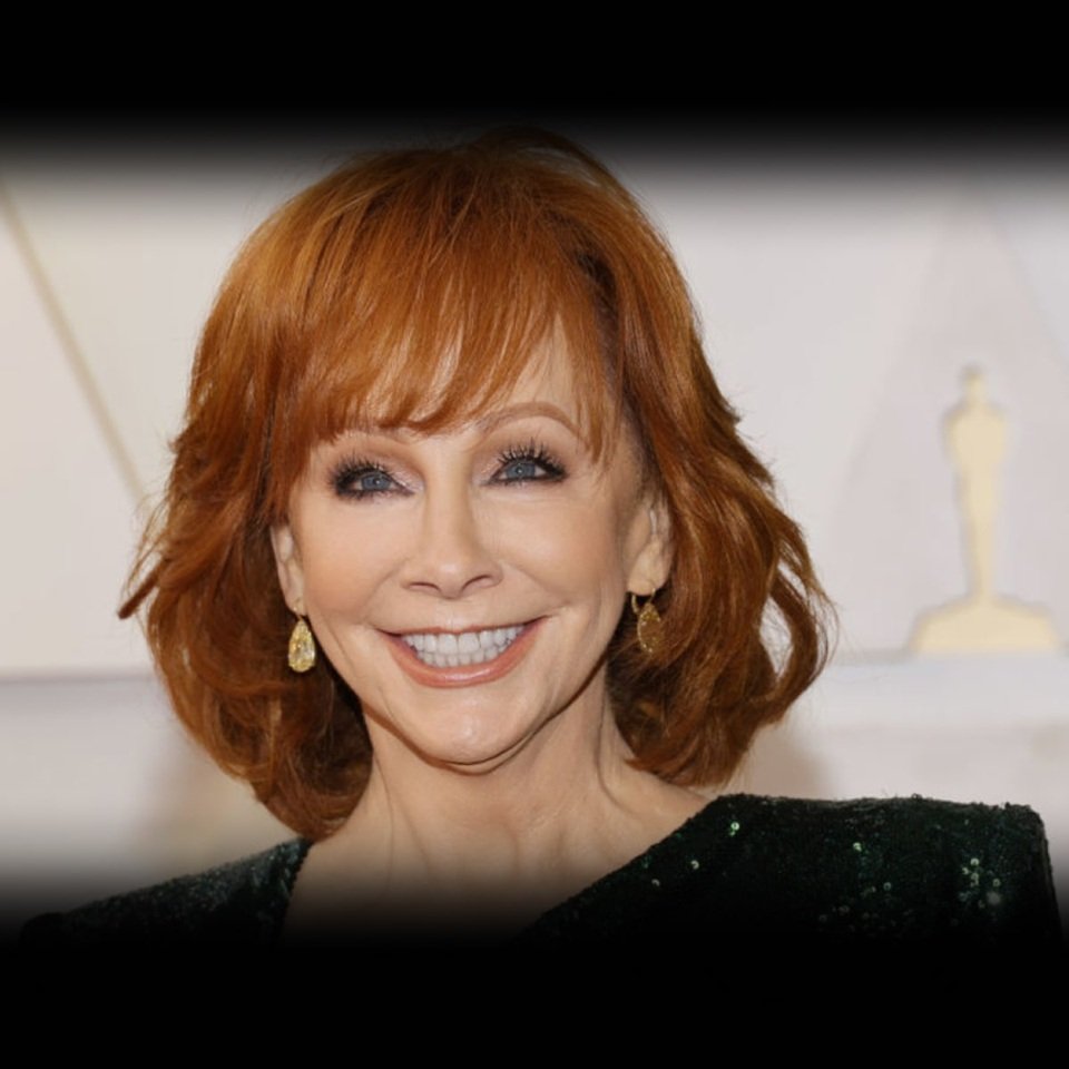 reba mcentire height