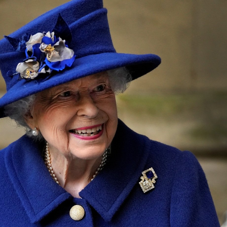 queen elizabeth height
