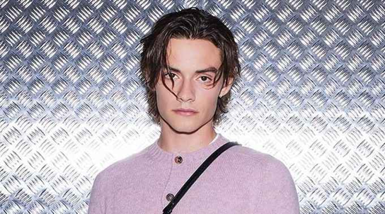 louis partridge height
